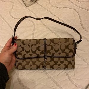 Coach signature C purse